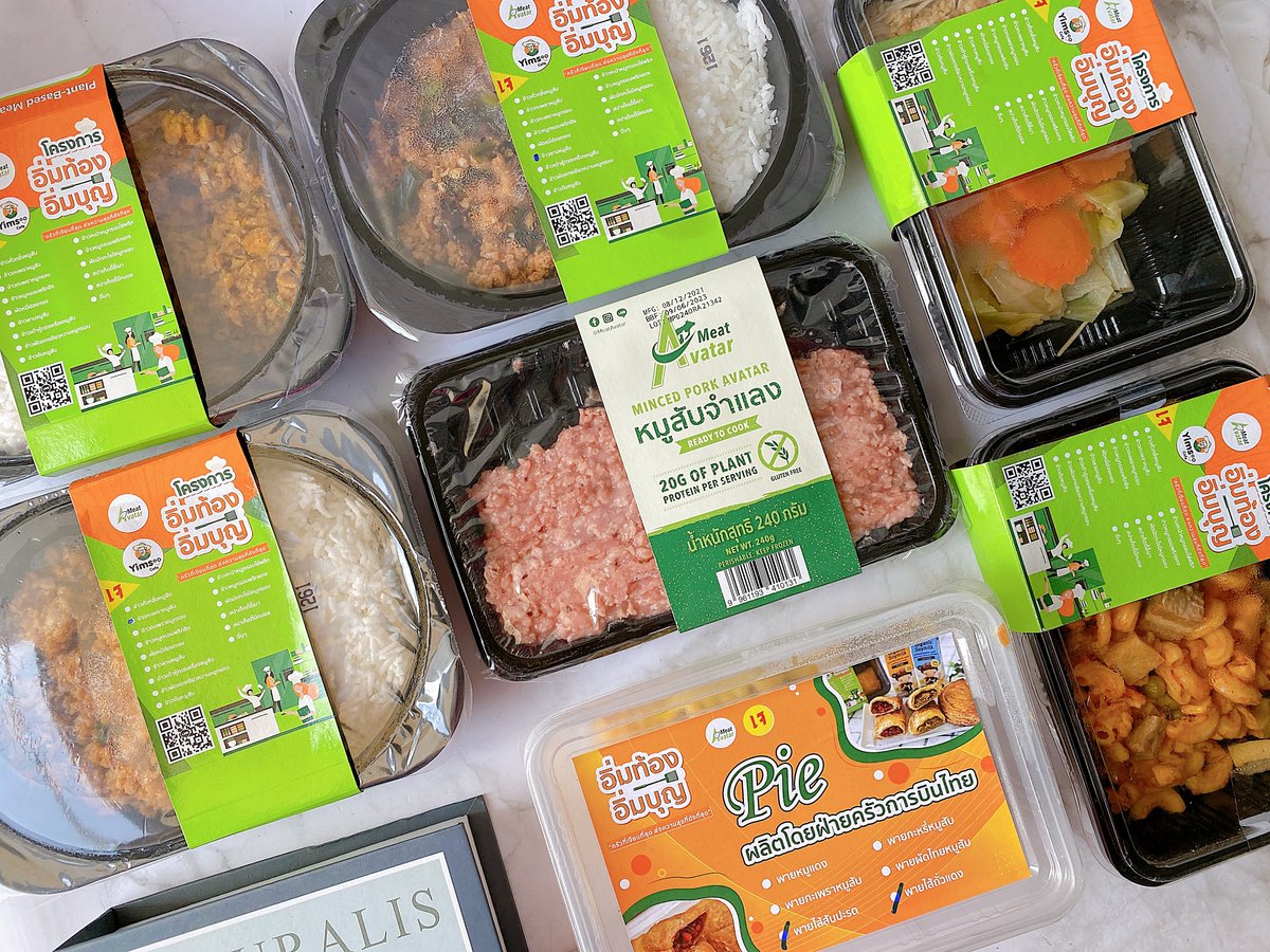 Kin24hrs's tweet photo. Plant Based Meat กำลังมาแรง แนะนำเมนูต่างๆ จาก Meat Avatar เนื้อสัตว์ทำจากพืช 100% 🌱 มีคุณค่าทางโภชนาการใกล้เคียงกับเนื้อสัตว์จริง แต่แคลและไขมันน้อยกว่า นี่ชอบกะเพราหมูสับกับมักกะโรนีหมูกรอบ รสชาติดีเลย กินได้อย่างสบายใจ เป็นทางเลือกให้กับคนรักสุขภาพ #อร่อยบอกต่อ #meatavatar https://t.co/0Pu5nVKAO6