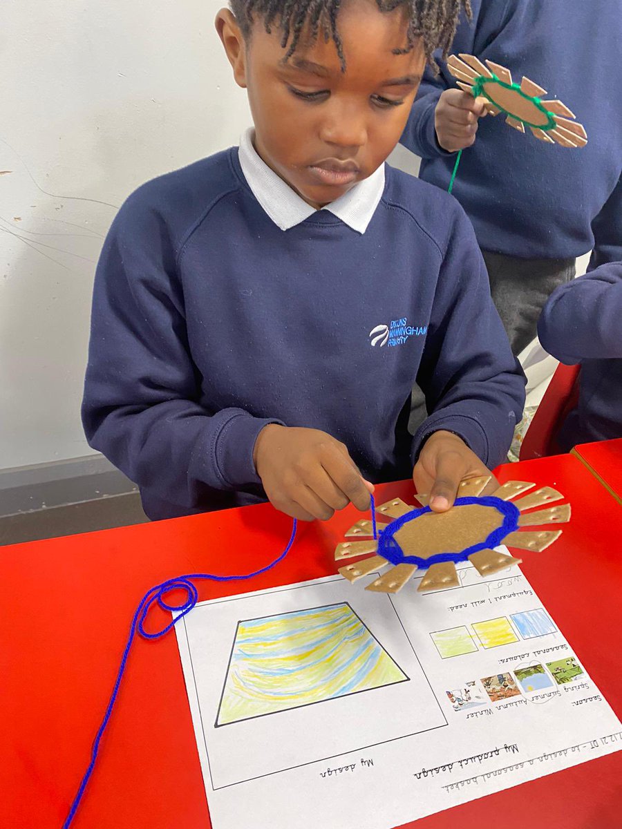 dmn_ks1's tweet photo. KS1 using their weaving skills to make baskets and mats to represent the seasons. #achievement @dixonsmnp https://t.co/uL9h7RL0C7