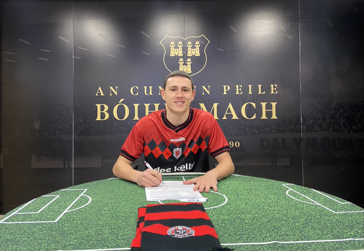 bfcdublin's tweet photo. ✍️ Bohemians are delighted to confirm the signing of left-back Max Murphy on a multi-year deal.

The 20-year-old former Ireland underage international joins from Shamrock Rovers having previously spent three years with Stoke City.

❤️🖤 Welcome to Dalymount, Max. https://t.co/pwwmrS7iED