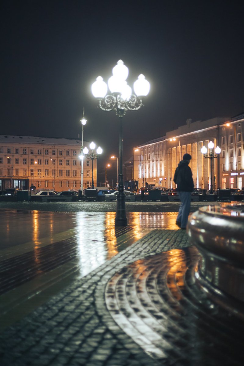 PrimeLudmila's tweet photo. Lonely stroll

#streetphotography #streetphotographer #NightPhotography #urbanphotography #canon #photooftheday #photo https://t.co/Hprjv7067N