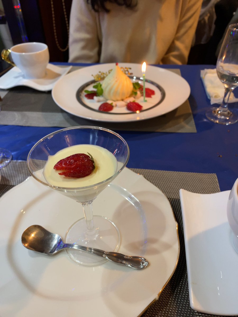 zap_zz's tweet photo. 嫁の誕生日にロジャーズキッチン。
スパイストラベラー見てたらあまりにも美味しそうだったので。
まずその辺では食べられない奥深いスパイス料理。そして食器もこだわりがあって素敵だし、ロジャーさんも気さくでトータル最高。行く価値ある名店。
#スパイストラベラー https://t.co/KxILFhyqii