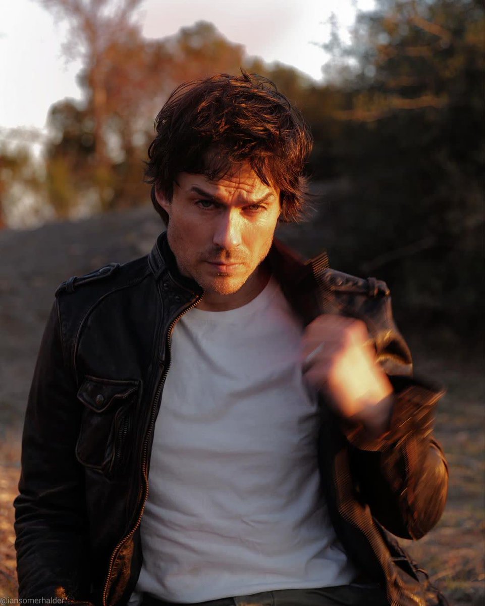 somerholic's tweet photo. Ian Somerhalder 🔥

📸: Nikki Reed https://t.co/QBoc8bQPiS