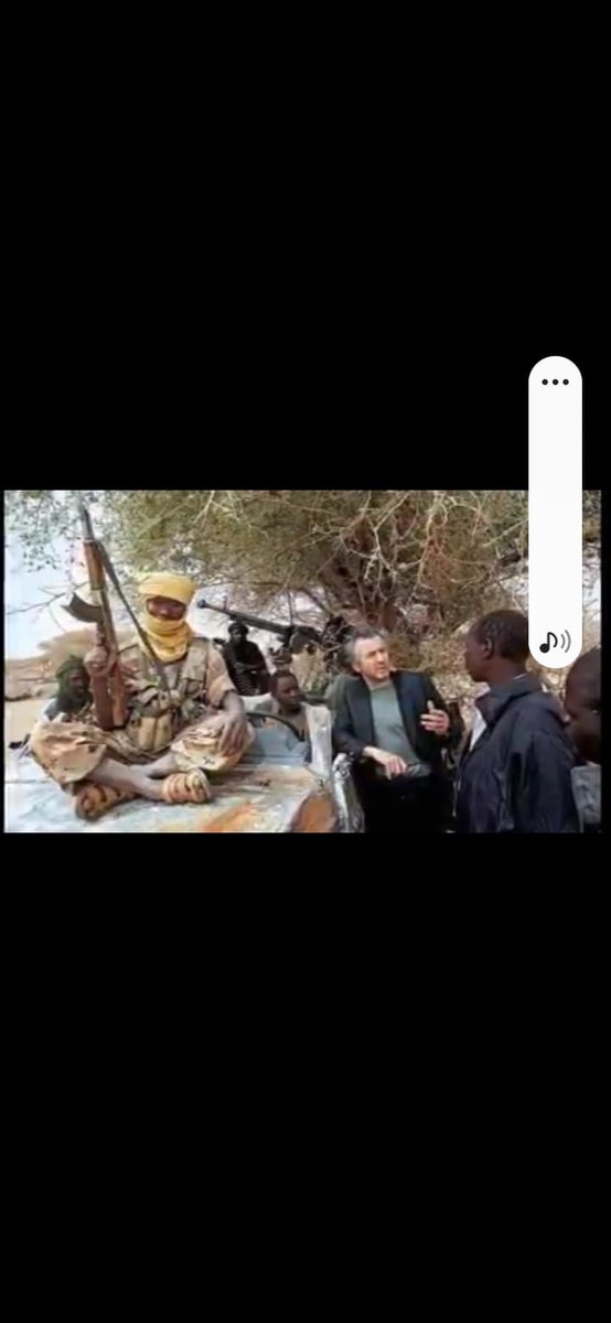 SGuniea's tweet photo. L'Occident arme des terroristes #pasplus.#NoMore 
L'Occident arme des terroristes pour déstabiliser l'Afrique. rencontrez Bernard Henry Levi, un espion français qui arme des djihadistes au Mali 🇲🇱 @HermelaTV https://t.co/Cmqs7lpXth