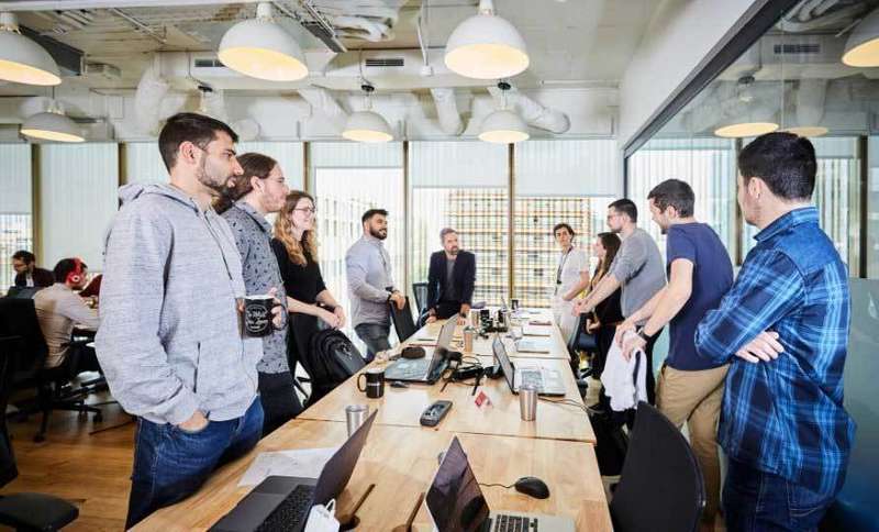 To help you think like a coder, every day at Ubiqum starts with a stand-up meeting, just like professional #developers and #analysts.
Sound good? Start your application today! hubs.la/Q010__sc0
#JobsInTech #LearnToCode #Coding #Programming #CodeAcademy #Bootcamp