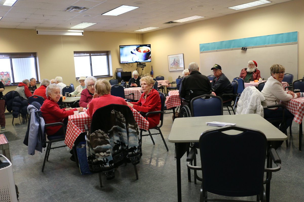 The Senior Center had a full house enjoying a free, hot lunch from the WB Meals on Wheels (MOW). The MOW program is available to all adults and is not limited by age, income, or physical abilities. Want to give MOW a try? Contact mealsonwheels@isd624.org or call 651-653-3123.