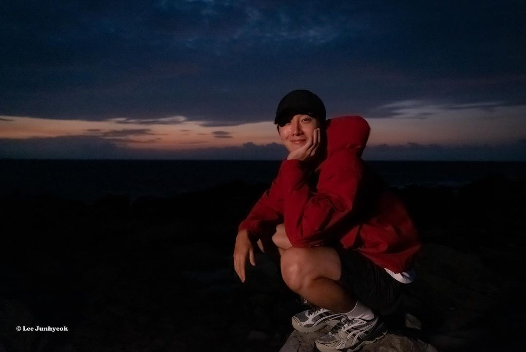 1lwoolies's tweet photo. "Sleeping Ilwoo, Chef Ilwoo, Traveller Ilwoo"😙💛

#jungilwoo #jilwww
#jungilwoomyanmarfan
#1lwooliesmyanmar https://t.co/CqyFvdAmid