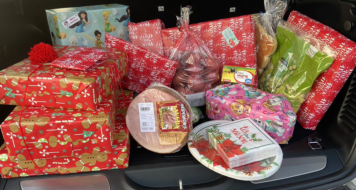 Thank you Lotus School, Stanton School and the D114PTA for helping us sponsor a family for Christmas 🎄❤️