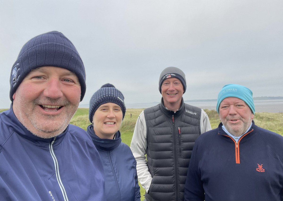 KearneyGD's tweet photo. Nice day on the links @CountySligoGC friends and family. Halved match ๐
๐ป๐
@SineadBenedetti @cuddler0202
#KKGD https://t.co/XRIstV52QE