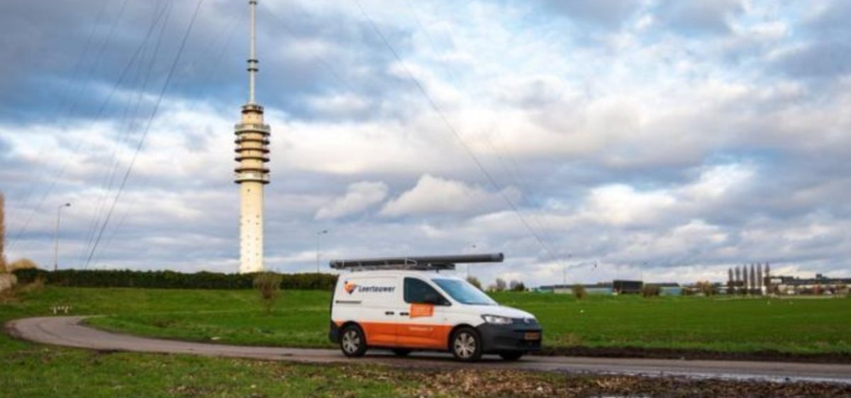 Werken IN de grootste kerstboom van Nederland? Voor partner <a href="/CellnexNL/">Cellnex Netherlands</a> ontwikkelen wij #DataCenter  vloeren in #zendmasten zoals in #ijsselstein. 
<a href="/businessinbveld/">BusinessinBarneveld</a> sprak collega's Marco van der Velde en Remco Borgstede over dit specialistische vakgebied.
issuu.com/hiemstra/docs/…