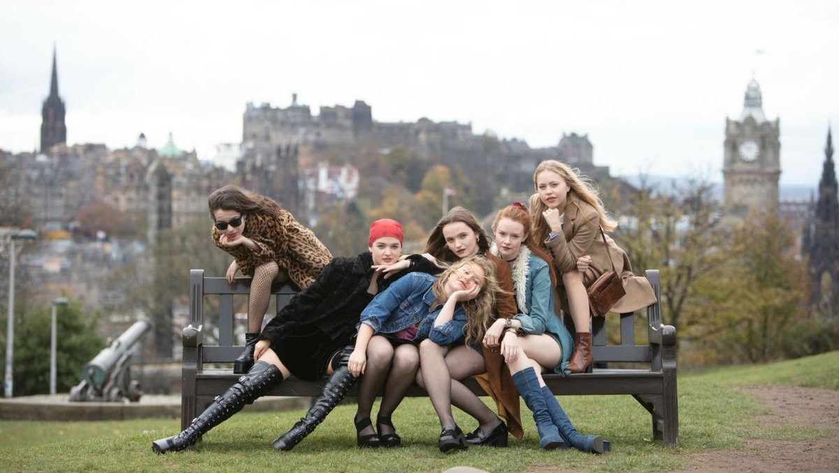 [qmunicate magazine] tweet media