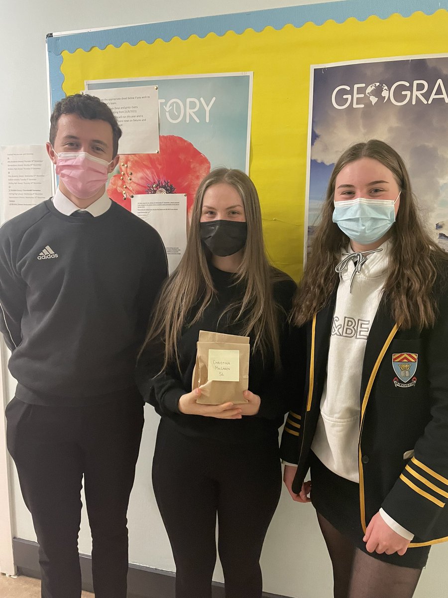 McLarenBusiness's tweet image. Great to see the young Enterprise team have a busy Christmas season 🎄 ! Thanks to all who placed orders and supported @YEMclaren2021! @YE_ForthValley