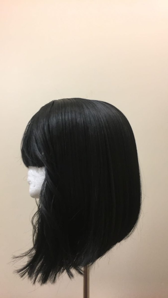 AcinaArtist's tweet photo. Said wig, before the cut &amp; style!
The mannequin head was a little crooked by the way so I did my best 😂 https://t.co/ZNEyXKD2VG