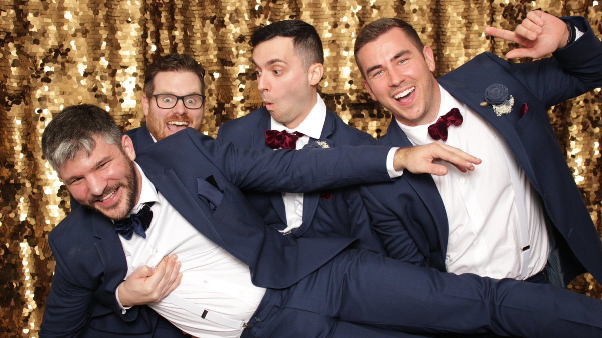 FunCubePhoto's tweet photo. We are so excited for all of the 2022 weddings! 💗Thank you to all of our 2021 couples for including us in your special day, we had the best time celebrating with you. 

#wedding2022 #photoboothfun #weddings #weddingseason #weddingdecor #weddingentertainment #weddingphotobooth https://t.co/tP2L1qLmrM