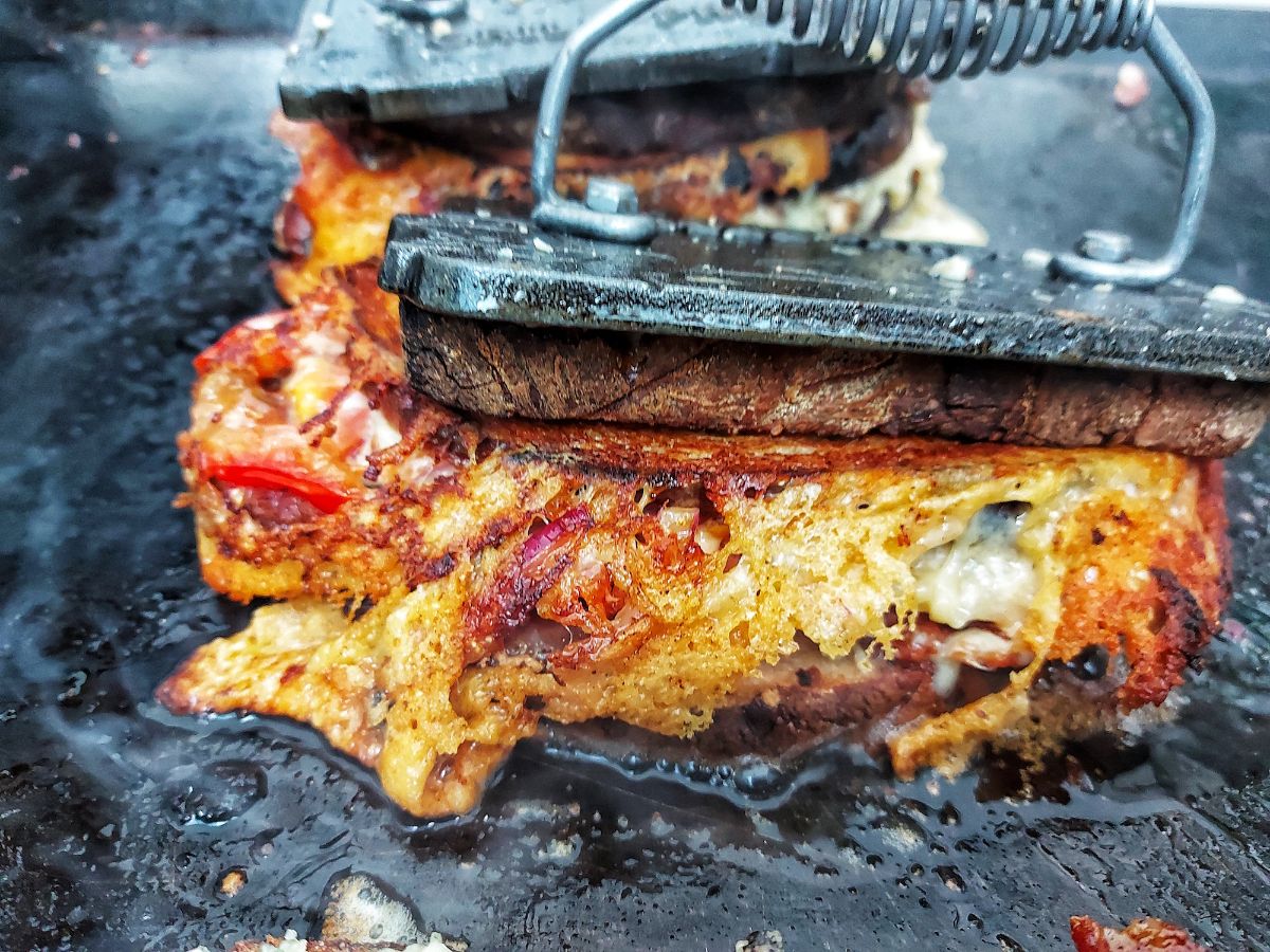 Happy Christmas from all of us at Finzels Reach Market - mailchi.mp/b2e4ea4098db/f…