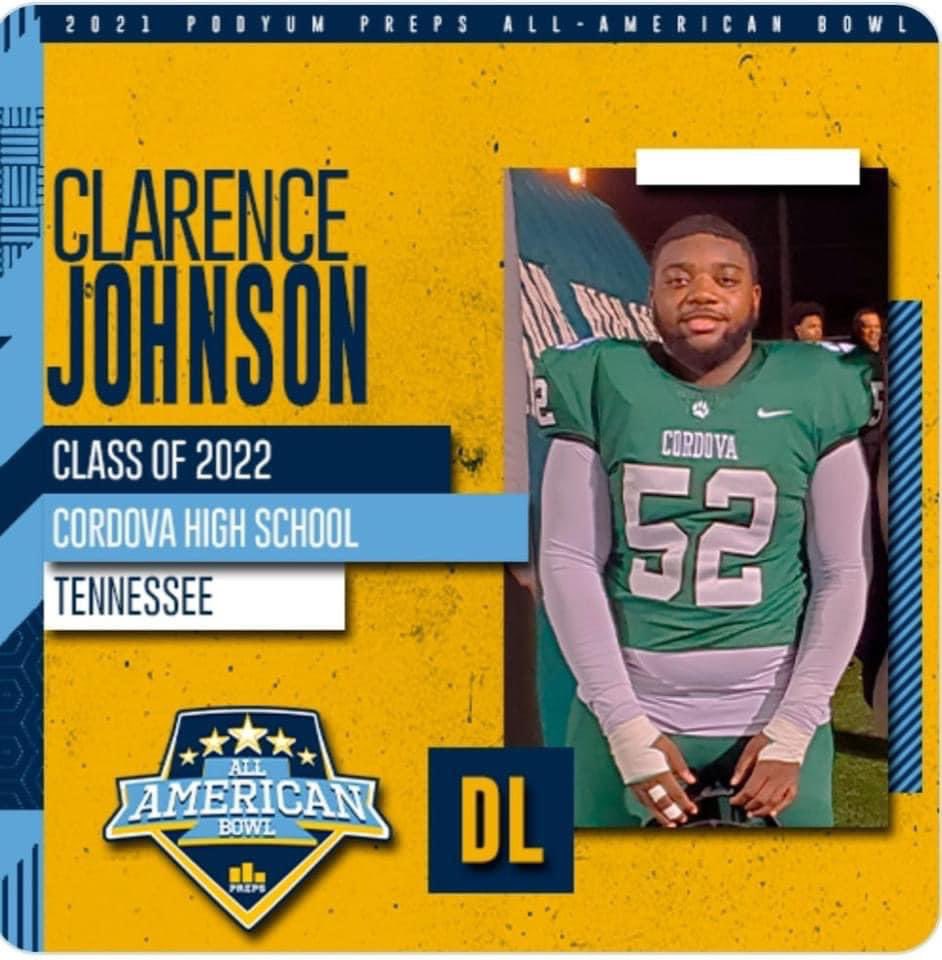 ✈️CORDOVA IN MIAMI✈️ The Wolves DL senior Clarence Johnson is preparing for the Podyum Preps All-American Bowl featuring best players from around the WORLD! Tune in now to see the student (3.5GPA, ACT 18) athlete (5’10, 260lbs) class of 2022!

🎥LIVE NOW: facebook.com/PODYUMPREPS/vi…