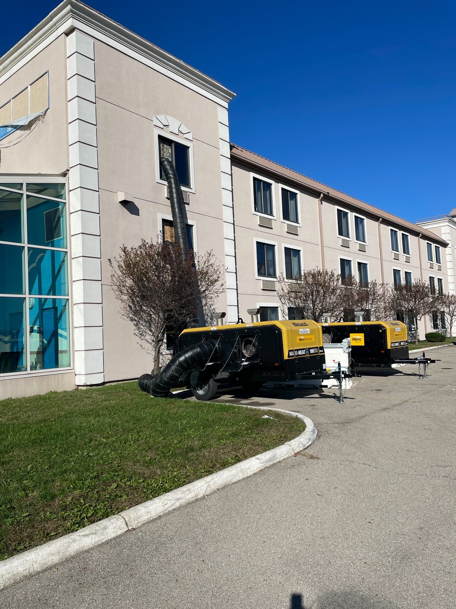TotalR's tweet photo. One of our recent commercial losses involved a lightning strike to the roof that caused water damage to multiple floors. Our team has handled the water remediation, demolition, and is now preparing to put everything back together! #WinDaily #TRNation #TrustThatBuilds #Kustom https://t.co/tXy1wWYDGn