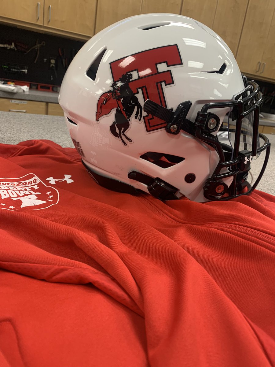 TTU_EQUIPMENT's tweet image. Showing off our bowl practice helmet decals. #WreckEm