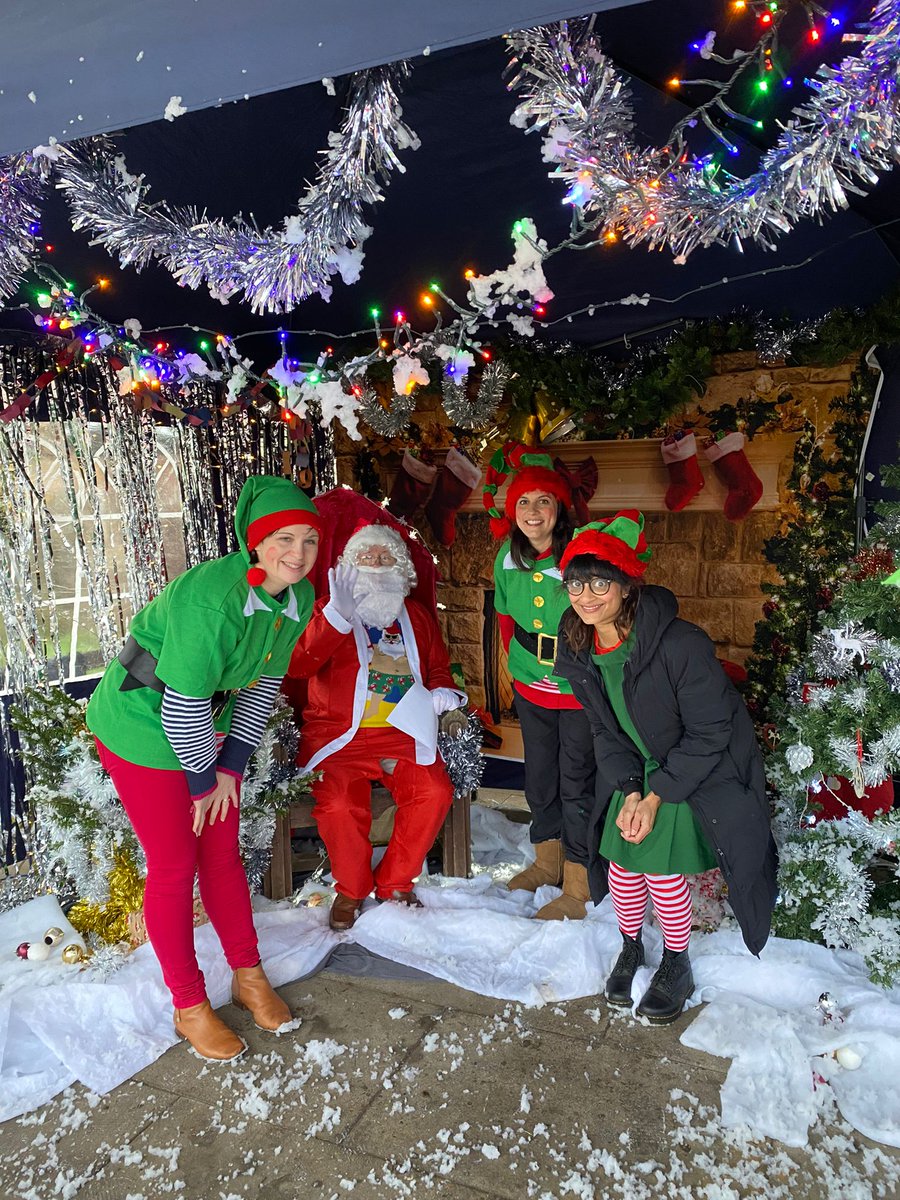 brometptfa's tweet photo. We are very grateful to all the generous companies who supported our Breakfast With Santa @Wenzelsthebaker @Tesco and Friends Estate Agents! You helped bring some magic to the children of Bromet school today! https://t.co/NdPz319wVi