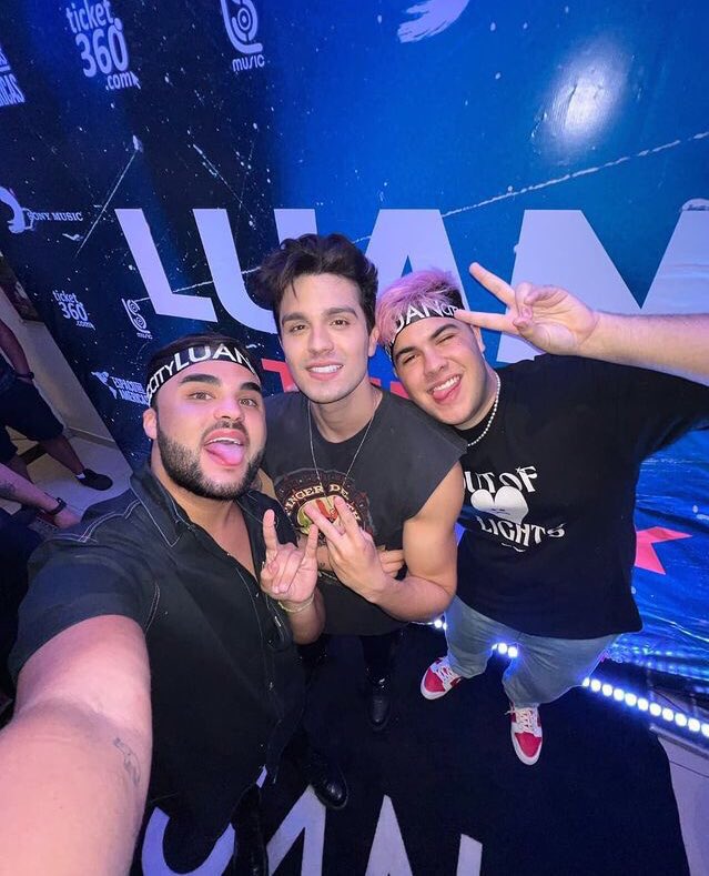 updateluans's tweet photo. 📸 | A apresentadora Adriane Galisteu, Maísa e os influenciadores Alvaro e Lucas Guedez foram alguns dos vários famosos que foram prestigiar Luan Santana na noite de ontem (19/12), no The Comeback em São Paulo. #LuanTheComeback https://t.co/S69MDqoJGM