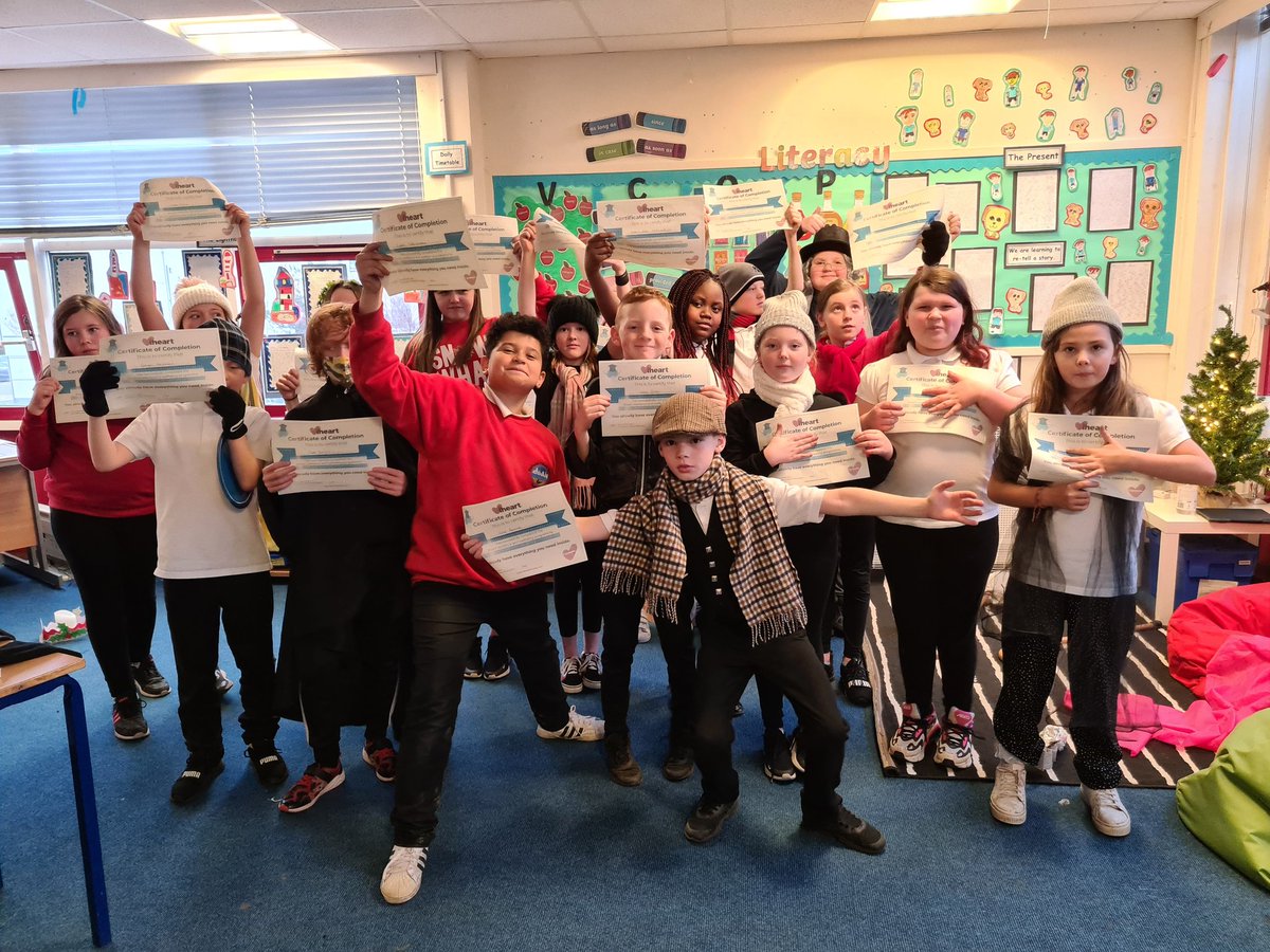 Taking time out of 'A Christmas Carol' rehearsals to receive our iheart Resilience certificates.
Have a Merry and Resilient Christmas to one and all!
#resilienceforlife @Bowhouse7_6
<a href="/iheart_charity/">iheart Principles</a> <a href="/IWBSFalkirk/">Inclusion&Wellbeing</a>