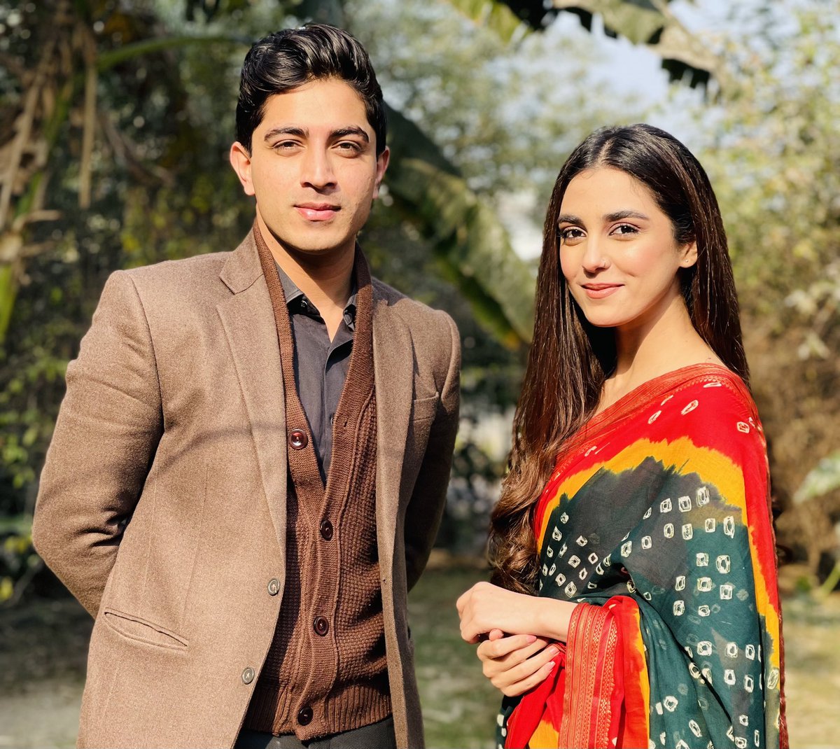 #JoBicharGaye 
Captain Farukh or Sonina ka Salam. 
#captainfarukh #sonia 
#talhachahour #mayaali 
Watch Jo Bichar Gaye every Sunday 8pm only on Geo Tv.