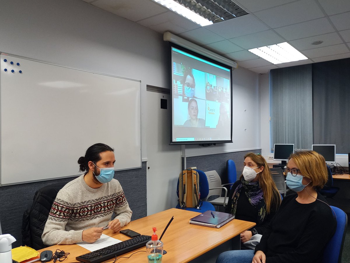 aspidlleida's tweet photo. Avui som participant amb el Focus-Grup amb la @entitatecom per tal d'aprofundir en la vulneració drets persones amb discapacitat física i/orgànica en la província de Lleida 2021!!! #RadarECOM #AspidOrienta #DRETS https://t.co/HMDAcQvsRJ