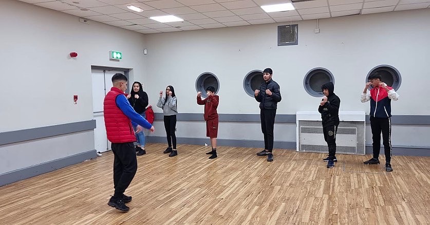 BRFCTrust's tweet photo. 🥊 Our @BrfcOffer team have been offering a variety of sports to young people, as part of the Neighbourhood Youth Offer! 

The team have been busy in and around Audley offering boxing sessions, which has seen a fantastic response from the local community! 

#WeAreTogether 🔵⚪️ https://t.co/sxyMqgpBlV
