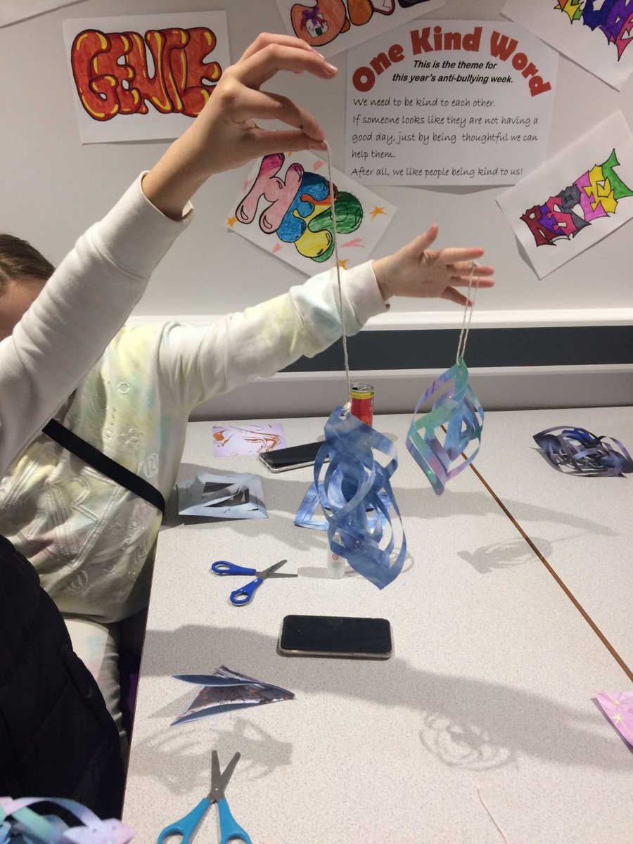BRFCTrust's tweet photo. 🎄 Bringing Christmas cheer to the Get Stuck In project! 

As part of our @BrfcOffer, young people from Shadsworth Hub have been designing and creating Christmas decorations, to be placed on display as part of our HAF provision! 

#WeAreTogether 🔵⚪️ https://t.co/Oc5FoAD7zy