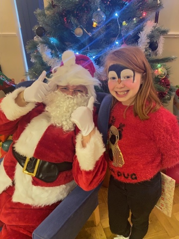 WalthewHouse's tweet photo. Santa came to see us! The kids got the opportunity to sign with Santa & let him know exactly what they wished for! We played games, had our faces painted & enjoyed a fab breakfast! Thanks for the presents Santa!π
π#WalthewHouse #SigningSanta #BSL #Stockport #Charity #SensoryLoss https://t.co/vSURRdH8m2