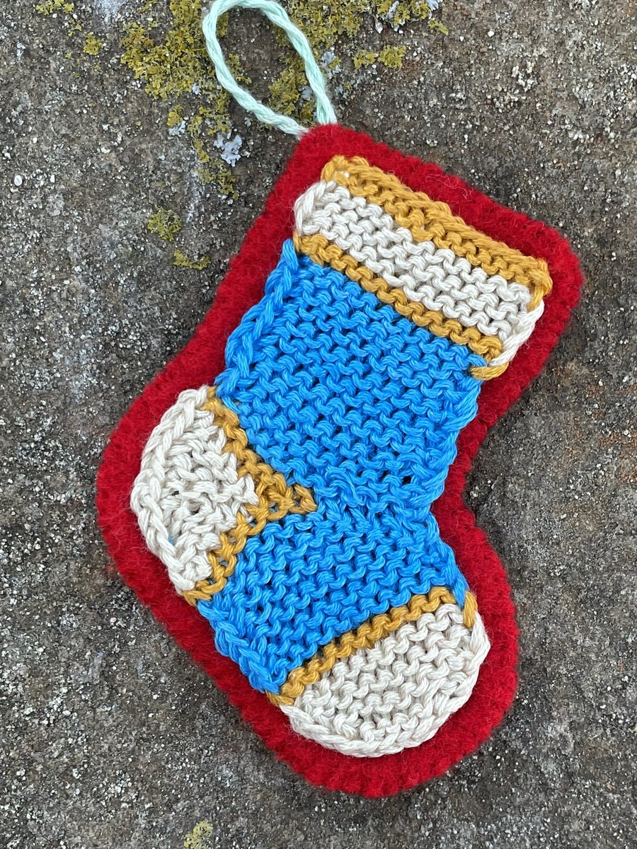 textilefusion's tweet photo. Add a few short rows and some different colors to a length of garter stitch, and you have a chubby stocking ornament for Knit Advent Day 19!
#KnitAdvent #AdventCalendar #GarterStitch https://t.co/I6atxPMS7R