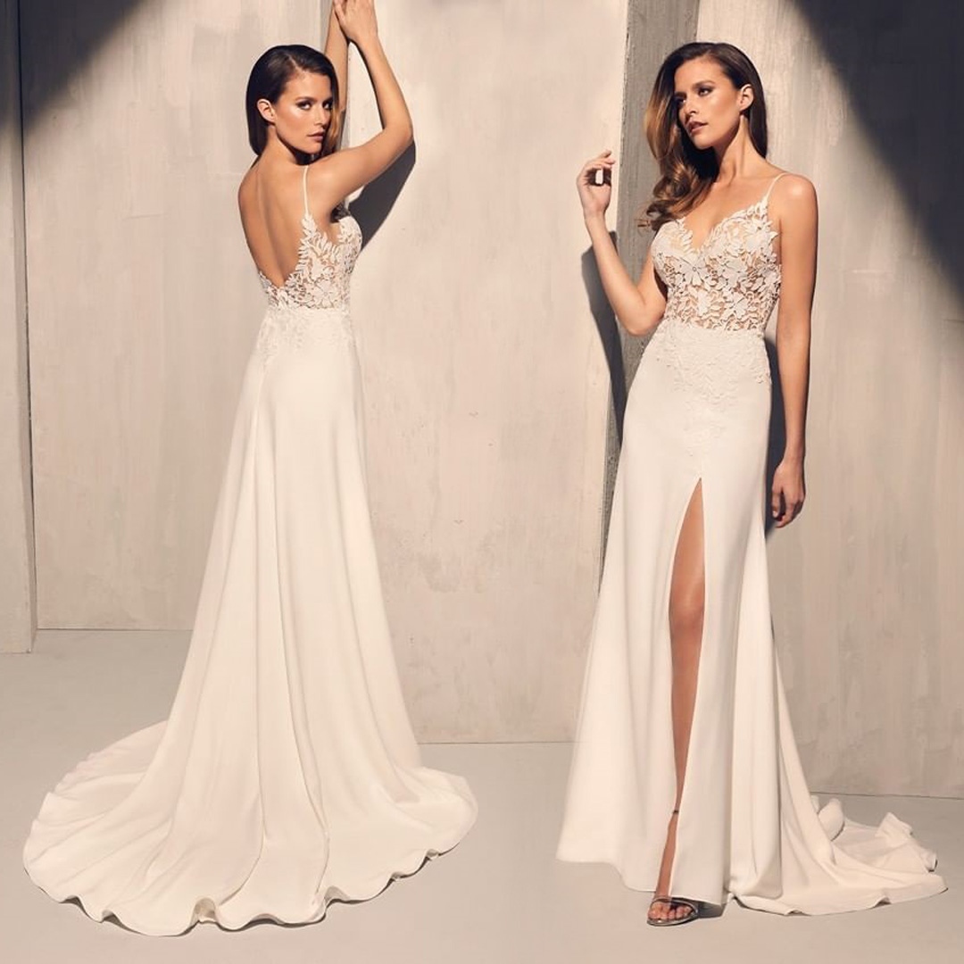 MikaellaBridal's tweet photo. Still so in love with this classic skirt slit wedding dress ❤️ Mikaella #style2208 continues to sweep us off our feet. Let us know in the comments below if this was your wedding dress! #mikaellabridal #skirtslitweddingdress #trendybride https://t.co/4UVIFl0XaX
