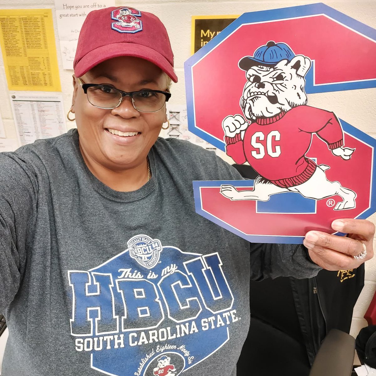 jcwise330's tweet photo. A Griff-Mas Holiday Celebration @FCHSGriffins concludes with Twas The Night Before Winter Break PJ'S Day... I don't do pajamas so I did sweats and slides with one of my favorite SC State shirts. #SCSUBulldogs4Life #CelebrationBowlChamps #WinterBreakReady https://t.co/mYeVwL4IAl