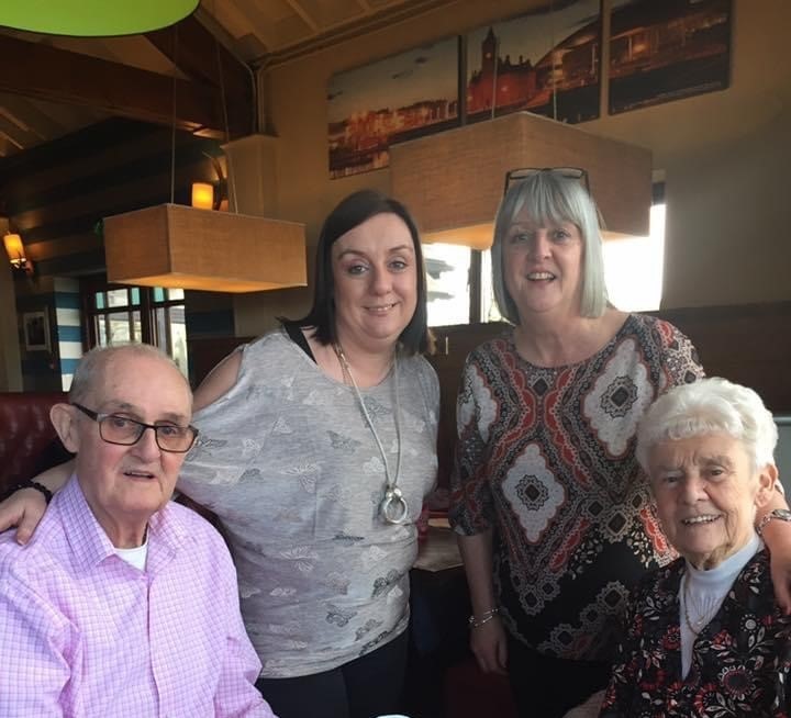 CityHospice's tweet photo. City Hospice helped care for two members of the same family, mother Ann and daughter Jacqueline, when they were diagnosed with lung cancer and leukaemia respectively.

Their family share their story: https://t.co/j1iEYd7ts8 

#LightUpALife https://t.co/Ru1LrLH0OK