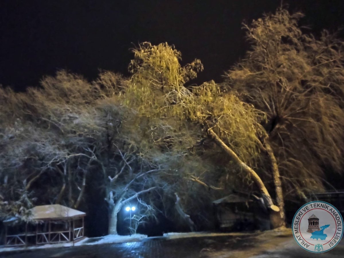 #KarVeDenizin buluştuğu yer Ahlat..
#NemrutKraterGölü..
#Vangölü..
#AygırGölü..
#SüphanDağı..
#AhlatMilletBahçesi..
#AhlatMTALUygulamaOteli
Rez. İletişim : 0 434 4 12 44 36
e-posta : ahlatmtaluygulamaoteli@gmail.com <a href="/tcmeb/">Millî Eğitim Bakanlığı</a> <a href="/Bitlis_Mem/">Bitlis İl Milli Eğitim Müdürlüğü</a> @fikretdag_42 <a href="/Korkmazemin49/">Mehmet Emin KORKMAZ</a>  <a href="/Ozdenmutluk49/">mutluk özden49</a>