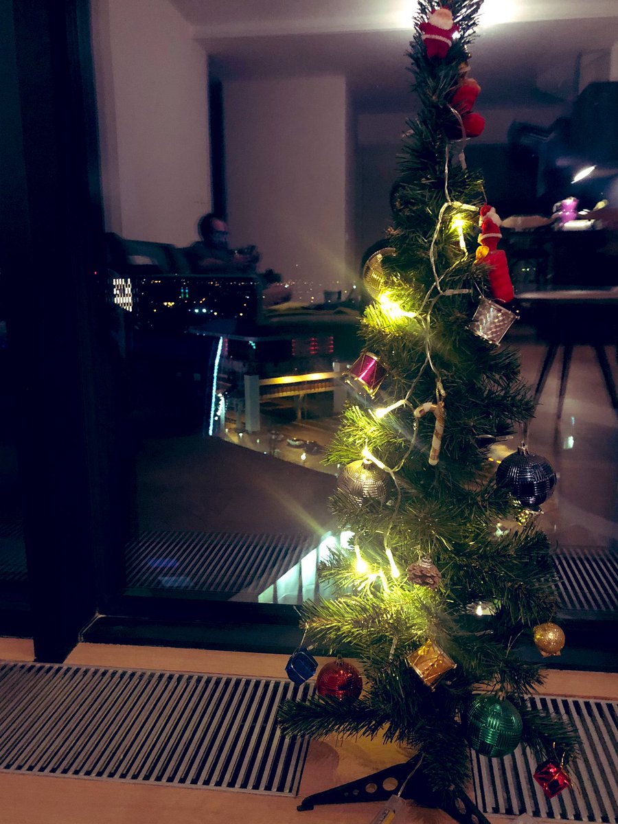 Yılbaşı ağacımızda yerini aldı 🎄🎄