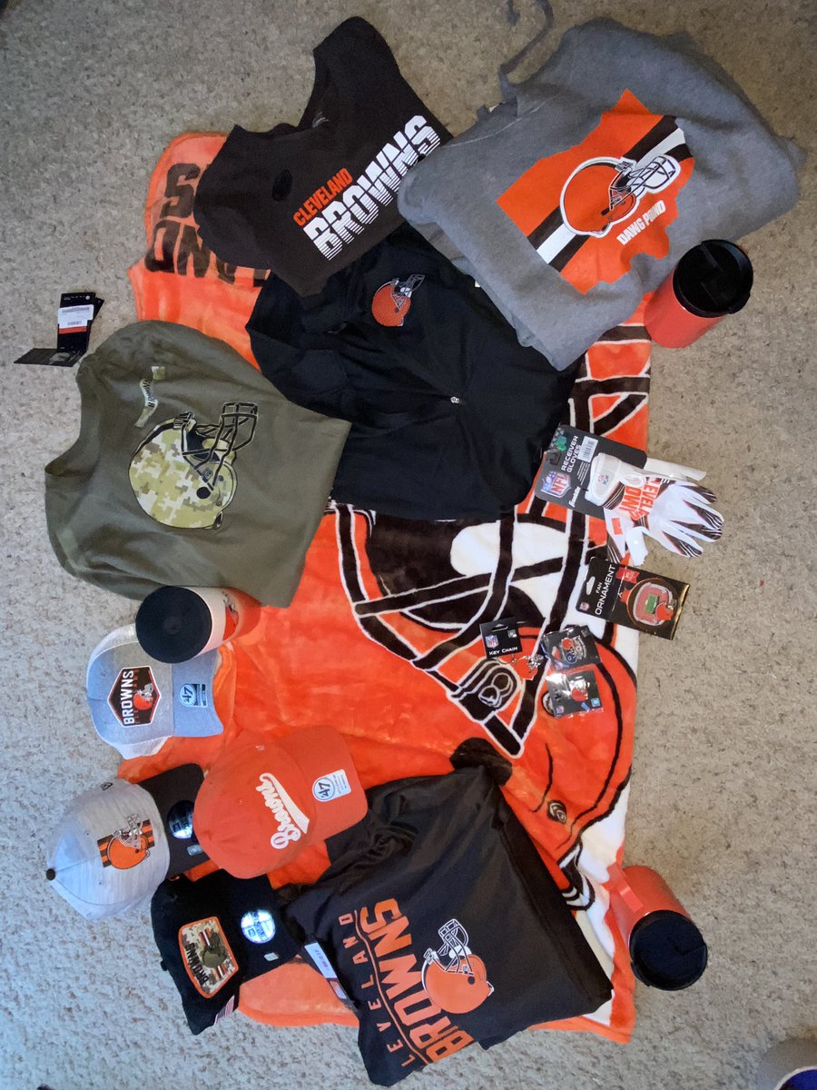 Maureen Lundi tweet media