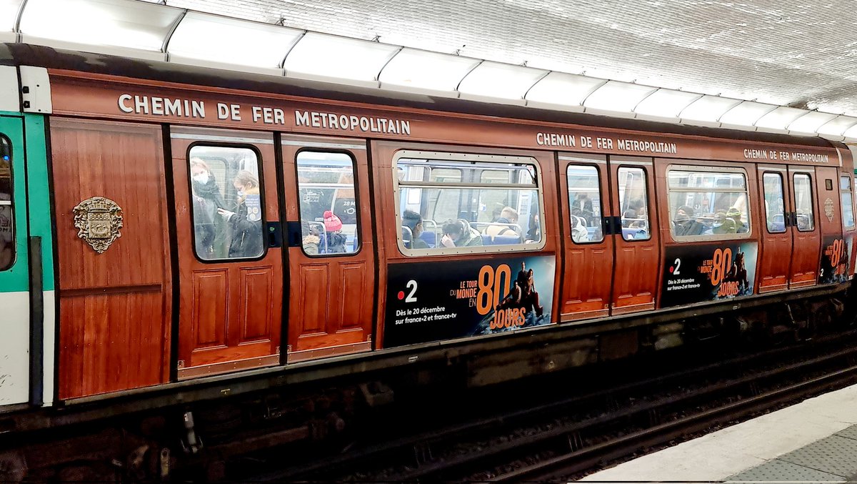Cramos78Paris's tweet photo. Le tour du monde en 80 jours de #France2 à Concorde sur la #ligne8 #ratp et sur un MF77 de la même ligne https://t.co/9PD70qnFEh