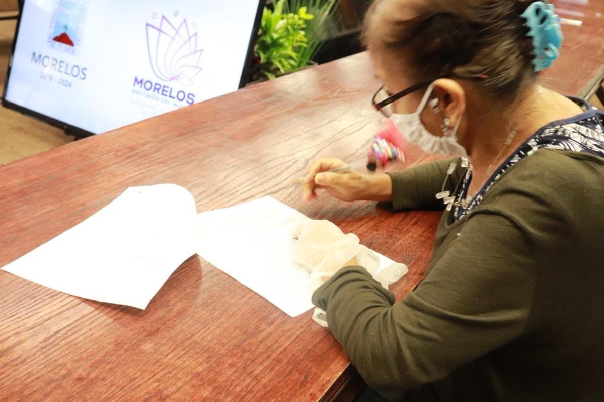 SDEyT_Morelos's tweet photo. 📄#Boletín | Celebra @fifodepi cierre de la convocatoria "Financiamiento de Apoyo para la Adquisición de Materia Prima" 🛒

✅  Se tenía una bolsa presupuestada de siete millones 500 mil pesos, monto que se distribuyó entre 509 empresas

Infórmate👉🏻 https://t.co/tPtkt4bb3p https://t.co/pQnNtkOvlt