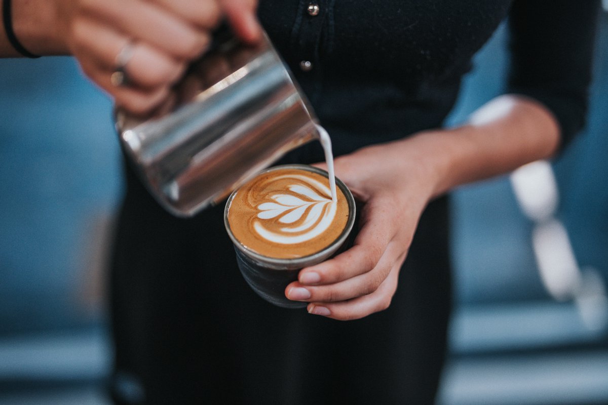AdultLearningAu's tweet photo. Our charity arm the #LearningChangesLives Foundation is proud to have given a grant to the Perks Coffee program at Adelaide's #HackhamWest Community Centre. Participants learn barista, #literacy and #numeracy skills for work in hospitality. More in Quest.
https://t.co/3qWz0K1cR2 https://t.co/y1q4AQtGD1