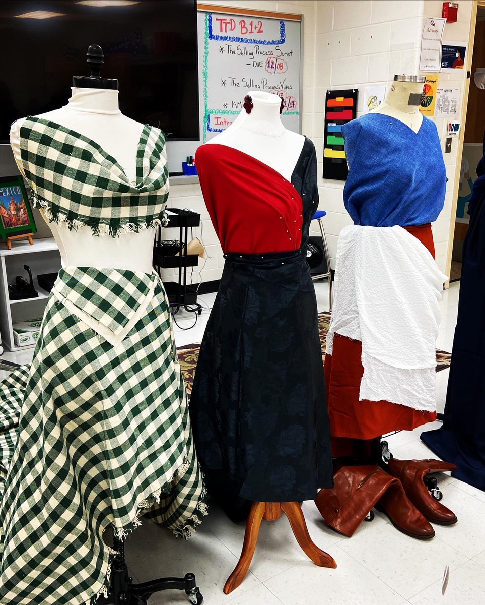 FHSEagleFashion's tweet photo. Fashion Club @fhseaglenest showing off their skills with creating fantastic outfits out of fabric scraps. Look out red carpet, these members have some up-and-coming skills to show off. 🧵🪡👗👒🦅 @freedom_cte @FHSFACSClubs https://t.co/PBRS2D8v6m