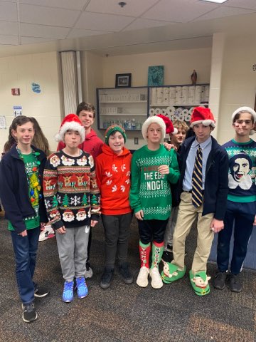 QASchool's tweet photo. As Advent comes to a close, QA takes the time to celebrate the many blessings of our community. #encounterChrist  #empowerstudents #engagecommunity https://t.co/4x7qFjsDkC