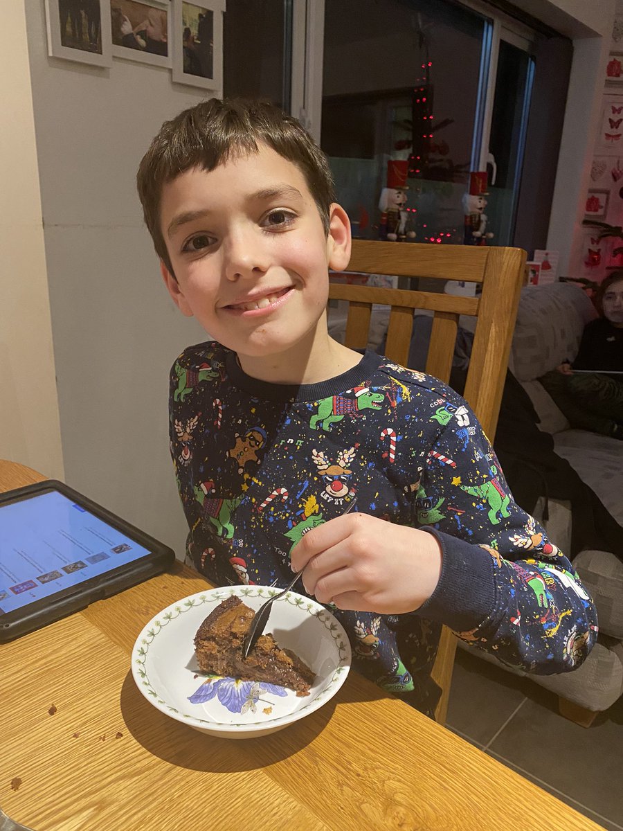 damoiom's tweet photo. @Nigella_Lawson my nephew Obie cooked your emergency brownies…he wanted to know what you think and if suitable to leave out for Santa? https://t.co/JQdzpiKQ72