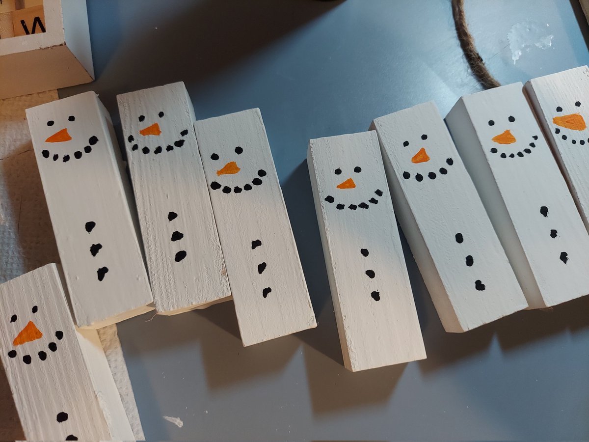 chefJMitch's tweet photo. New christmas craft. https://t.co/wNRXixSuhB