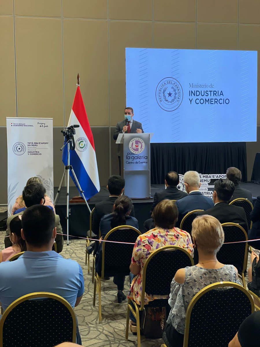 GENParaguay's tweet photo. Red Mujeres Emprendedoras, inició durante #GEW2021 #GEWPY2021.
Reconocimiento a las ganadoras del Capital Semilla https://t.co/wBzvdVPXsu