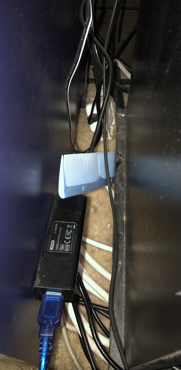 yelsraek's tweet photo. Decided today was the day to work on my capture card issues.
While running a cable between my console table and my desk, though, I noticed something that looked… out of place.
I guess my last big shakeout was a little too aggressive! 😅
#comblife
#yelsProblems https://t.co/hcli8P4xVk