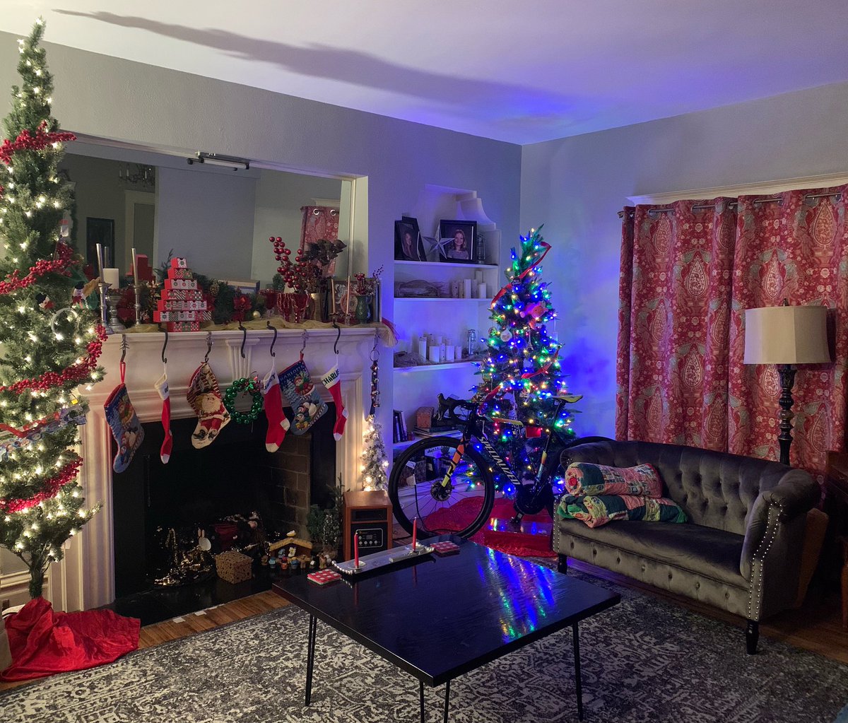 BloomingtonCycl's tweet photo. Some of the best presents are the hardest to wrap…, did you know we are open until 4pm on Christmas Eve if you need us to hold on to a two-wheeled prezzie til then… or pop in for some last minute stocking stuffers 🤷🏼‍♀️ ? 

#iamspecialized #specializedholidayspirit https://t.co/PWJSC2yVeO