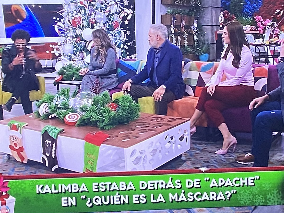 NoticiasMundoP1's tweet photo. Corran a ver a @KalimbaMX en @programa_hoy hablando de la experiencia de ser #ApacheEs en #quieneslamascara https://t.co/t0jHoq2hNl