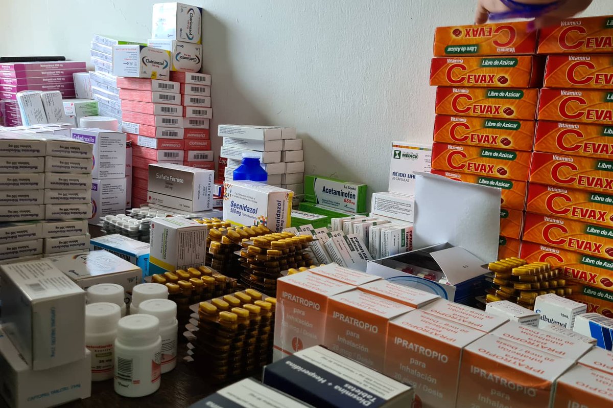 ErnestoLunaPsuv's tweet photo. Incluso entregamos ayudas técnicas como bastones, sillas de rueda y colchones antiescaras.

Los más pequeños disfrutaron de regalos, juegos tradicionales y deportivos, pinta caritas y colchones inflables. https://t.co/ajTKbZE4Wq