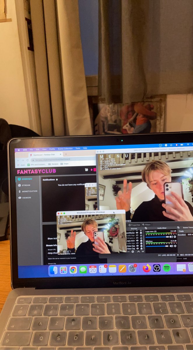 migistardust's tweet photo. Come watch me devolve into madness 😅🌞 @FantasydotClub https://t.co/Sa5yH00f83