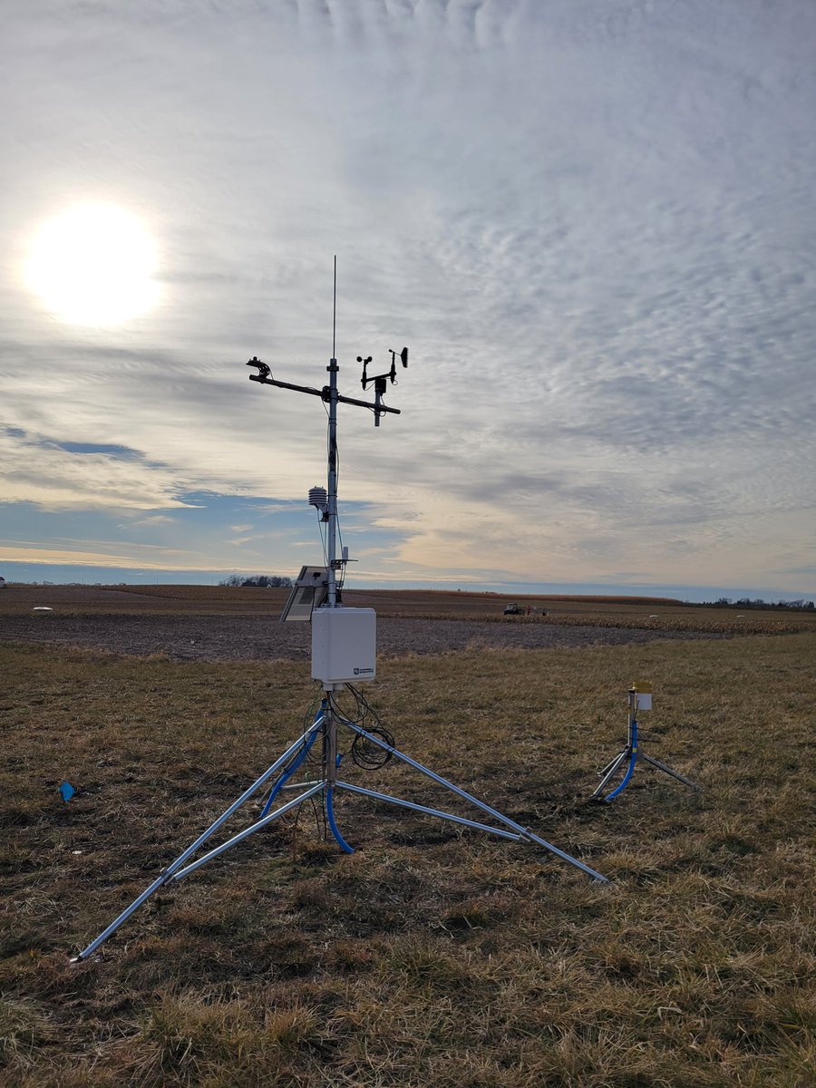 Patmos_Sphere's tweet photo. Always have a great time setting up @CampbellSci weather stations, especially with the @ISUBiomass group! But does anyone have tips on how to keep your fingers warm when wiring in 30F conditions? 🥶 https://t.co/4RGsafoKTn